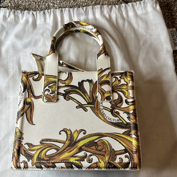 - Versace bag - Picture 3 of 8